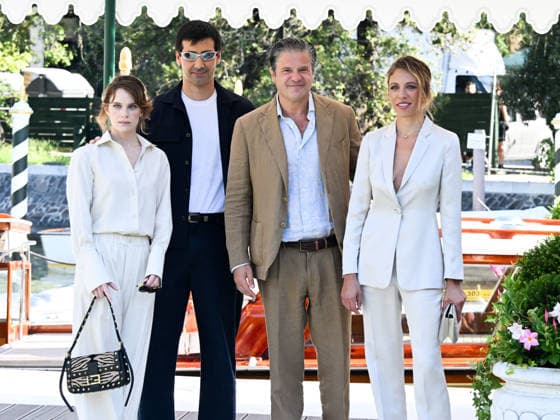 IPA88059555 - Venice, 83rd Venice International Film Festival 2026 - Day 2, Arrivals at the Hotel Excelsior pier. Pictured: Carlotta Gamba, Marco Santi, Edoardo Pesce, Barbara Chichiarelli  Copyright: xManuelexMangiarottix xPoolxPhotoxEventsx08x 88059555