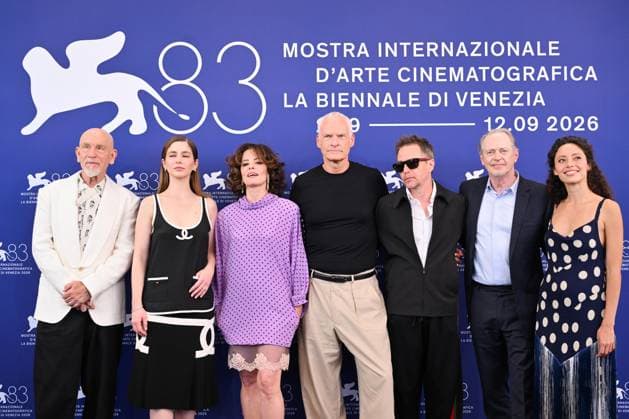 September 3, 2026, Venice, Rome, Italy: John Malkovich, Mariana Di Girolamo, Parker Posey, Director Martin McDonagh, Sam Rockwell, Steve Buscemi, and Ailâoe¡n Salas during the photocall for the film Wild Horse Nine, 83rd Venice International Film Festival, Venice, 03 09 2026 Venice Italy - ZUMAa289 20260903_zia_a289_006 Copyright: xMariaxLauraxAntonellix xAgfx