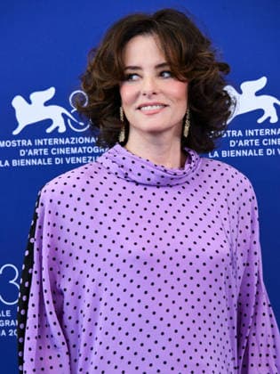 IPA88063124 - Venice, 83rd Venice International Film Festival 2026 - Day 2, Photocell film Wild Horse Nine. Pictured: Parker Posey  Copyright: xAlbertoxTerenghix xPoolxPhotoxEventsx08x 88063124