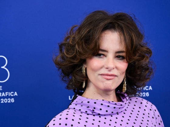 IPA88063137 - Venice, 83rd Venice International Film Festival 2026 - Day 2, Photocell film Wild Horse Nine. Pictured: Parker Posey  Copyright: xAlbertoxTerenghix xPoolxPhotoxEventsx08x 88063137