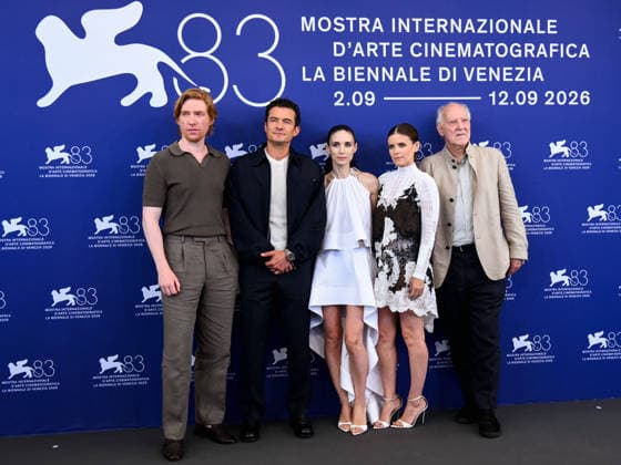 IPA88064082 - Venice, 83rd Venice International Film Festival 2026 - Day 2 - Photocall for *The Great Bucking Fastard*: Pictured: Domhnall Gleeson, Orlando Bloom, Rooney Mara, Kate Mara, and Director Werner Herzog  Copyright: xAlbertoxTerenghix xPoolxPhotoxEventsx08x 88064082