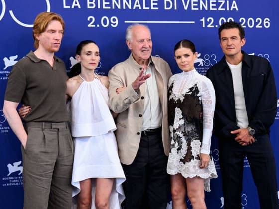 IPA88064084 - Venice, 83rd Venice International Film Festival 2026 - Day 2 - Photocall for *The Great Bucking Fastard*: Pictured: Domhnall Gleeson, Orlando Bloom, Rooney Mara, Kate Mara, and Director Werner Herzog  Copyright: xAlbertoxTerenghix xPoolxPhotoxEventsx08x 88064084