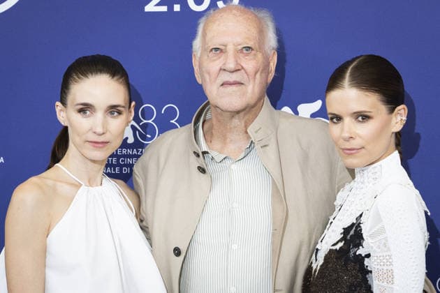Bucking Fastard Photocall - The 83rd Venice International Film Festival VENICE, ITALY - SEPTEMBER 03: (L-R) Rooney Mara, Werner Herzog, and Kate Mara attend the Bucking Fastard Photocall during the 83rd Venice International Film Festival at Palazzo del Casino on September 03, 2026 in Venice, Italy. Prima Barol Anadolu Venice Italy. Editorial use only. Please get in touch for any other usage.  Copyright: x2026xAnadoluxPrimaxBarolx