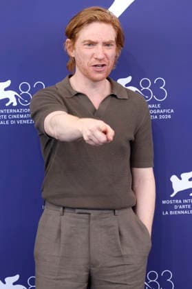 Domhnall Gleeson at the photocall for the film *Bucking Fastard* at the 2026 Venice Biennale—the 83rd Venice International Film Festival—at the Palazzo del Casino in Venice, September 3, 2026 Foto:xD.xBedrosianx xFuturexImagex fastard_6958