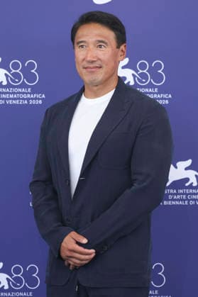 Jimmy Chin at the photocall for the documentary *Everest: The Other Side* at the 2026 Venice Biennale—the 83rd Venice International Film Festival—at the Palazzo del Casino in Venice, September 3, 2026 Foto:xD.xBedrosianx xFuturexImagex everest_6912