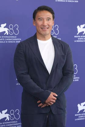 Jimmy Chin at the photocall for the documentary *Everest: The Other Side* at the 2026 Venice Biennale—the 83rd Venice International Film Festival—at the Palazzo del Casino in Venice, September 3, 2026 Foto:xD.xBedrosianx xFuturexImagex everest_6922