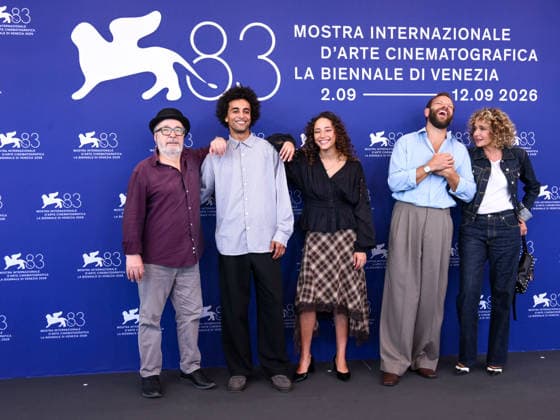 IPA88068139 - Venice, 83rd Venice International Film Festival 2026 - Day 2 - Nessun Dolore Photocall - Pictured: Gianni Amelio, Ramzi Lafrindi, Beidja Yahiaoui, Alessandro Borghi, and Valeria Golino  Copyright: xAlbertoxTerenghix xPoolxPhotoxEventsx08x 88068139