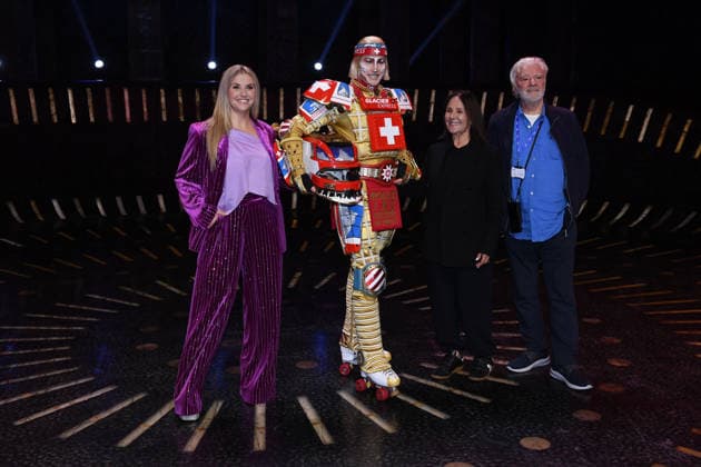Starlight Express on September 3, 2026, at the Starlight Express Theater in Bochum. Entertainer Beatrice Egli portrays the character Ticktack Tom Rowland, who embodies the legendary Swiss Glacier Express. From left to right: Beatrice Egli, Ticktack Tom Rowland, Dame Arlene Phillips, American film costume designer, and John Napier, set and costume designer xRx