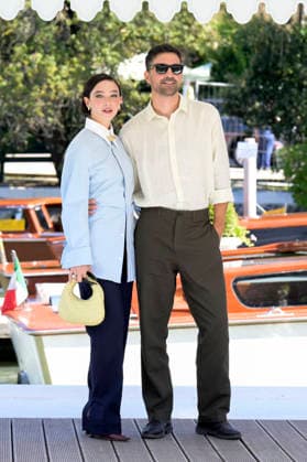 Matilda De Angelis and Nicola Sorcinelli upon their arrival at the pier of the Hotel Excelsior at the 2026 Venice Biennale 83rd Venice International Film Festival Venice, September 3, 2026 Foto:xA.xM.xTinghinox xFuturexImagex angelis_6923
