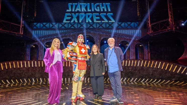 Bochum Starlight Express with a New Locomotive ** FOR EDITORIAL USE ONLY ** EDITORIAL USE ONLY ** p Beatrice Egli, Ticktack, Dame Arlene Philips (director) and John Napier (costumes and set design) on Thursday, September 3, 2026, at Starlight Express in Bochum, Germany (North Rhine-Westphalia), Bochum. Copyright UwexErnst Copyright: UwexErnst doc87fyg7rtsyteb9741bex ,EDITORIAL USE ONLY Copyright: UwexErnst