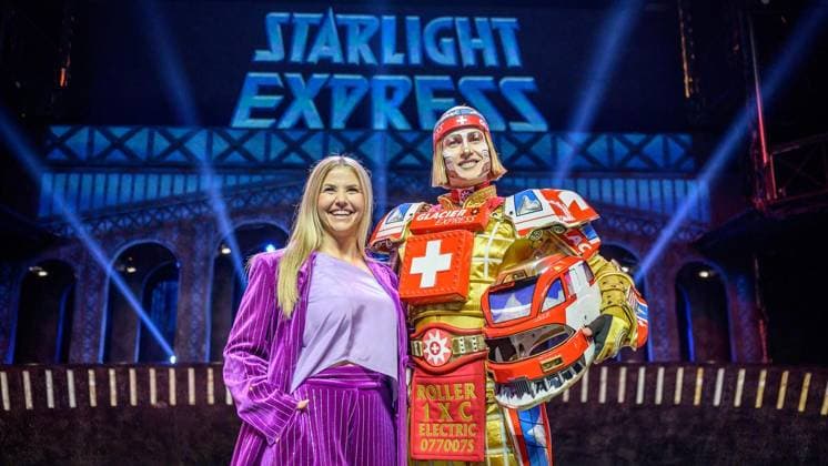Bochum Starlight Express with a New Locomotive ** FOR EDITORIAL USE ONLY ** EDITORIAL USE ONLY ** p Beatrice Egli and Ticktack, the new locomotive, on Thursday, September 3, 2026, at the Starlight Express in Bochum, Germany (North Rhine-Westphalia), Bochum. Copyright UwexErnst Copyright: UwexErnst doc87fyg7ywe021kjv4sh0v ,EDITORIAL USE ONLY Copyright: UwexErnst