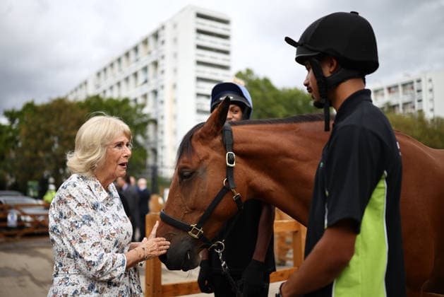 Queen Camilla visits Ebony Horse Club Britain s Queen Camilla meets with members of staff and volunteers during her visit to the Ebony Horse Club in south London on September 3, 2026, to mark the youth charity and community riding centre s 30th anniversary., Credit:HENRY NICHOLLS PA ROTA - B68 Avalon United Kingdom, London  Copyright: xHENRYxNICHOLLSx xPAxROTAx-xB68x xAvalonx 1130432994