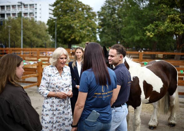 Queen Camilla visits Ebony Horse Club Britain s Queen Camilla meets with members of staff and volunteers during her visit to the Ebony Horse Club in south London on September 3, 2026, to mark the youth charity and community riding centre s 30th anniversary., Credit:HENRY NICHOLLS PA ROTA - B68 Avalon United Kingdom, London  Copyright: xHENRYxNICHOLLSx xPAxROTAx-xB68x xAvalonx 1130433013