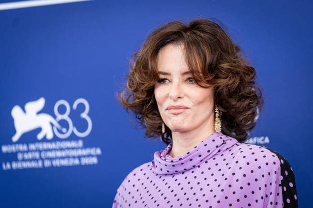 Wild Horse Nine photocall during the 83rd Venice International Film Festival in Venice, Italy on 03 September 2026. Parker Posey attends the Wild Horse Nine photocall during the 83rd Venice International Film Festival in Venice, Italy on 03 September 2026., Credit:Stefano Costantino TTL Stefano Costantino Avalon Italy, Venice  Copyright: xStefanoxCostantinoxTTLx xStefanoxCostantinox xAvalonx 1130438312