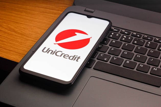 September 3, 2026, Canada: In this photo illustration, the UniCredit (Uni Credit) logo is seen displayed on a smartphone screen. Canada  - ZUMAs197 20260903_aab_s197_031 Copyright: xThomasxFullerx