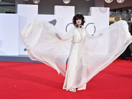 IPA88076662 - Venice, 83rd Venice International Film Festival 2026 - Night 2 - Red Carpet for the film *WILD HORSE NINE*. Pictured: Parker Posey  Copyright: xSimonexComix xPoolxPhotoxEventsx08x 88076662