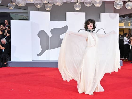 IPA88076665 - Venice, 83rd Venice International Film Festival 2026 - Night 2 - Red Carpet for the film *WILD HORSE NINE*. Pictured: Parker Posey  Copyright: xSimonexComix xPoolxPhotoxEventsx08x 88076665