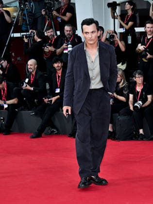 IPA88077462 - Venice, 83rd Venice International Film Festival 2026 - Night 2 - Red Carpet for the film *WILD HORSE NINE*. Pictured: Rupert Friend  Copyright: xSimonexComix xPoolxPhotoxEventsx08x 88077462