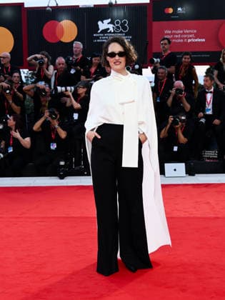 IPA88077169 - Venice, 83rd Venice International Film Festival 2026 - Night 2 - Red Carpet for the film *WILD HORSE NINE*. Pictured: Phoebe Waller-Bridge  Copyright: xAlbertoxTerenghi PoolxPhotoxEvenx xPoolxPhotoxEventsx08x 88077169