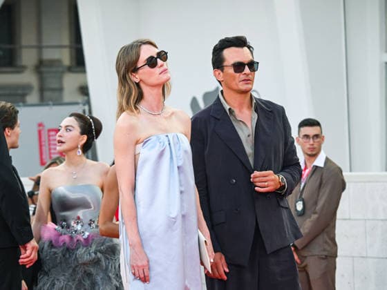IPA88079389 - Venice, 83rd Venice International Film Festival 2026 - Night 2 - Red Carpet for the film *WILD HORSE NINE* - Pictured: Rupert Friend and Mackenzie Davis  Copyright: xManuelexMangiarottix xPoolxPhotoxEventsx08x 88079389