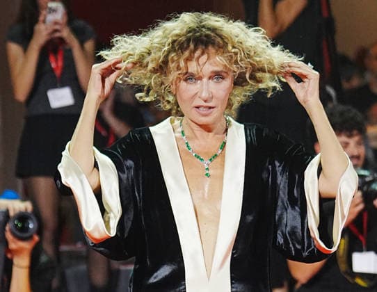 03 September Festival de Venise VENICE, ITALY - SEPTEMBER 03: Valeria Golino attend the Nessun Dolore Screening during the 83rd Venice International Film Festival at Sala Grande on September 03, 2026 in Venice, Italy. Photo: Laurent Lairys. venise  Copyright: xLaurentxLairysx