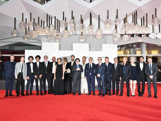 IPA88083645 - Venice, 83rd Venice International Film Festival 2026 Night 2 Red Carpet for the film Nessun Dolore. Pictured: the cast  Copyright: xSimonexComix xPoolxPhotoxEventsx08x 88083645
