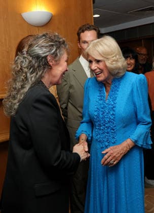 Queen Camilla Takes Part In Letters Live 2026 LONDON, ENGLAND - SEPTEMBER 03: Olivia Colman and Queen Camilla talk during Letters Live 2026 at The Royal Festival Hall on September 03, 2026 in London, England., Credit:Chris Jackson PA ROTA - B68 Avalon United Kingdom, England, London, The Royal Festival Hall  Copyright: xChrisxJacksonx xPAxROTAx-xB68x xAvalonx 1130491843