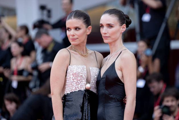 Bucking Fastard Screening - The 83rd Venice International Film Festival Kate Mara and Rooney Mara attend the Bucking Fastard Screening during the 83rd Venice International Film Festival at Sala Grande on September 03, 2026 in Venice, Italy.  Copyright: xKazukoxWakayamax