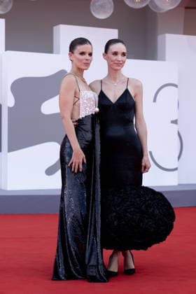 Bucking Fastard Screening - The 83rd Venice International Film Festival Kate Mara and Rooney Mara attend the Bucking Fastard Screening during the 83rd Venice International Film Festival at Sala Grande on September 03, 2026 in Venice, Italy.  Copyright: xKazukoxWakayamax