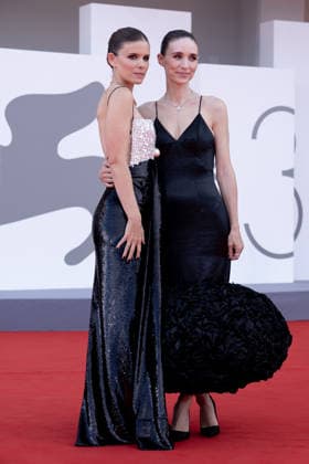 Bucking Fastard Screening - The 83rd Venice International Film Festival Kate Mara and Rooney Mara attend the Bucking Fastard Screening during the 83rd Venice International Film Festival at Sala Grande on September 03, 2026 in Venice, Italy.  Copyright: xKazukoxWakayamax