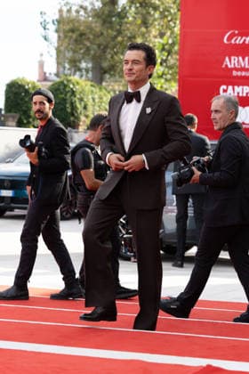 Bucking Fastard screening in Venice VENICE, ITALY - SEPTEMBER 03: Orlando Bloom attends the Bucking Fastard Screening during the 83rd Venice International Film Festival at Sala Grande on September 03, 2026 in Venice, Italy. CAP KA Kristina Afanasyeva Venice ITALY Copyright: xKristinaxAfanasyeva CapitalxPictx