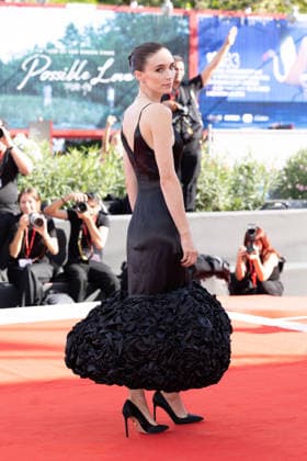 Bucking Fastard screening in Venice VENICE, ITALY - SEPTEMBER 03: Rooney Mara attends the Bucking Fastard Screening during the 83rd Venice International Film Festival at Sala Grande on September 03, 2026 in Venice, Italy. CAP KA Kristina Afanasyeva Venice ITALY Copyright: xKristinaxAfanasyeva CapitalxPictx