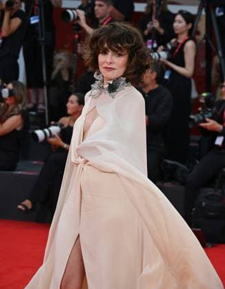 Red Carpet of the cast of the film Wild Horse Nine Red Carpet of the cast of the film Wild Horse Nine at the 83rd Venice International Film Festival. 03 Sep 2026 Pictured: Phoebe Waller.  Copyright: xThexMegaxAgencyxMEGAx