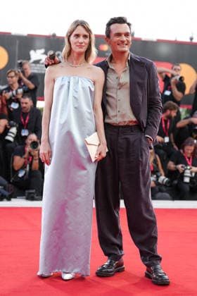 Mackenzie Davis and Rupert Friend attending the screening of *Wild Horse Nine* during the 83rd Venice International Film Festival at the Sala Grande on September 3, 2026, in Venice, Italy. Lucia Sabatelli, Venice, Italy  Copyright: xLuciaxSabatellix xBestimagexLuciaxSabatellix xBestimagex