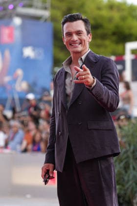 Rupert Friend attending the screening of *Wild Horse Nine* during the 83rd Venice International Film Festival at the Sala Grande on September 3, 2026, in Venice, Italy. Lucia Sabatelli, Venice, Italy  Copyright: xLuciaxSabatellix xBestimagexLuciaxSabatellix xBestimagex