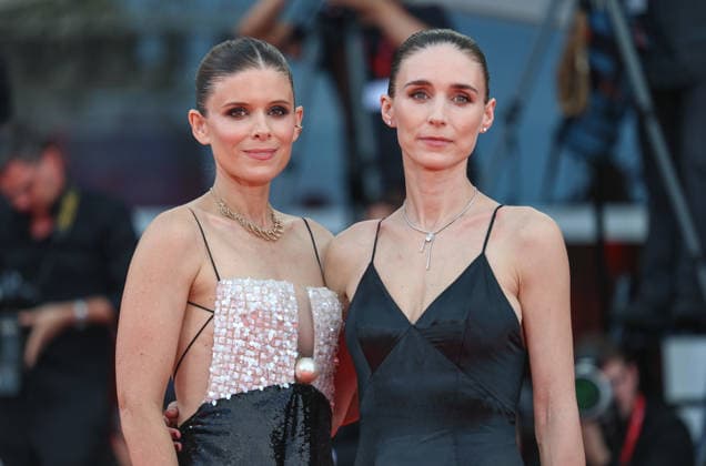 (260903) -- VENICE, Sept. 3, 2026 -- American actress Kate Mara (L) and American actress Rooney Mara pose at the red carpet before the premiere of the film Bucking Fastard during the 83rd Venice International Film Festival in Venice, Italy, Sept. 3, 2026. ) ITALY-VENICE-FILM FESTIVAL-BUCKING FASTARD-PREMIERE WangxKaiyan 