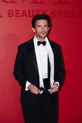 IPA88088139 - Venice, 83rd Venice International Film Festival The photocall for the Armani Beauty Dinner event at the Giardini Reali. Pictured: Jonathan Bailey (British actor)  Copyright: xAlessandroxBremecx xx 88088139