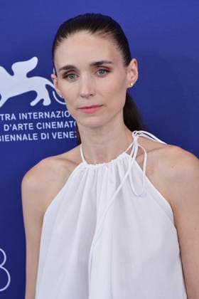 83rd Venice Film Festival Photocall 83rd Venice Film Festival Venice International Film Festival Bucking Fastard Photocall Rooney Mara waits for the Bucking Fastard Photocall Photos by Thomas Bohlen Starface 459366 September 3, 2026 Venice, Italy  Copyright: xThomasxBohlenx STAR_459366_090