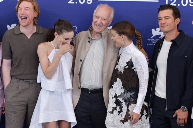 83rd Venice Film Festival Photocall 83rd Venice Film Festival Venice International Film Festival Bucking Fastard Photocall Domhnall Gleeson, Orlando Bloom, Rooney Mara, Kate Mara, and Director Werner Herzog attend the Bucking Fastard Photocall Photos by Thomas Bohlen Starface 459366 2026 09 03 Venice, Italy  Copyright: xThomasxBohlenx STAR_459366_139
