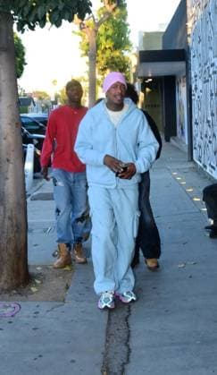 Nick Cannon at Craig s for dinner with family Nick Cannon at Craig s in West Hollywood with family on September 3rd. 2026. 03 Sep 2026 Pictured: Nick Cannon at Craig s in West Hollywood with family on September 3rd. 2026.  Copyright: xThexMegaxAgencyxtwoeyephotos MEGAx