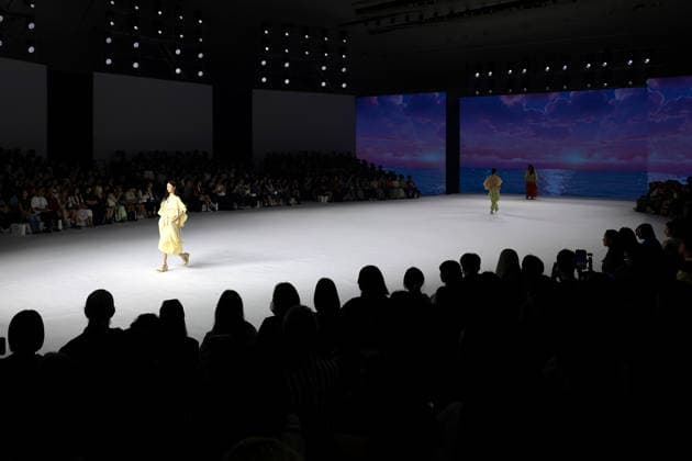 Seoul Fashion Week S S 2027 - Runway - CAHIERS Models walk the runway for designer Kim Ah Young s CAHIERS collection during the Seoul Fashion Week S S 2027 at Dongdaemun Design Plaza (DDP) in Seoul, South Korea, on September 04, 2026. Seoul South Korea  Copyright: xMatrixxImagesx xJungxUi-Chelx