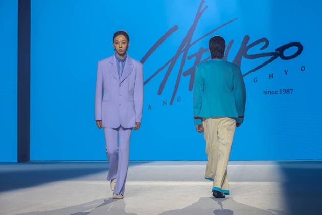 Seoul Fashion Week S S 2027 - Runway - CARUSO Models walk the runway for designer Chang Kwang Hyo s CARUSO collection during the Seoul Fashion Week S S 2027 at Dongdaemun Design Plaza (DDP) in Seoul, South Korea, on September 04, 2026. Seoul South Korea  Copyright: xMatrixxImagesx xJungxUi-Chelx