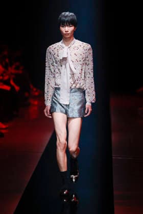 September 4, 2026, Tokyo, Japan: A model wearing fashion brand WISHARAWISH walks down the runway during the Rakuten Fashion Week TOKYO 2027 Spring Summer Collection. The fashion week runs from August 31 to September 5. Tokyo Japan  - ZUMAm191 20260904_aap_m191_006 Copyright: xRodrigoxReyesxMarinx
