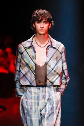 September 4, 2026, Tokyo, Japan: A model wearing fashion brand WISHARAWISH walks down the runway during the Rakuten Fashion Week TOKYO 2027 Spring Summer Collection. The fashion week runs from August 31 to September 5. Tokyo Japan  - ZUMAm191 20260904_aap_m191_009 Copyright: xRodrigoxReyesxMarinx