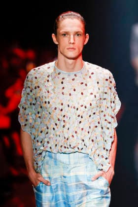 September 4, 2026, Tokyo, Japan: A model wearing fashion brand WISHARAWISH walks down the runway during the Rakuten Fashion Week TOKYO 2027 Spring Summer Collection. The fashion week runs from August 31 to September 5. Tokyo Japan  - ZUMAm191 20260904_aap_m191_008 Copyright: xRodrigoxReyesxMarinx