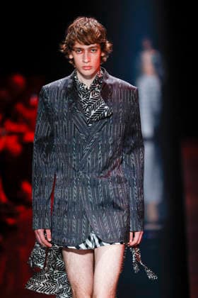 September 4, 2026, Tokyo, Japan: A model wearing fashion brand WISHARAWISH walks down the runway during the Rakuten Fashion Week TOKYO 2027 Spring Summer Collection. The fashion week runs from August 31 to September 5. Tokyo Japan  - ZUMAm191 20260904_aap_m191_022 Copyright: xRodrigoxReyesxMarinx