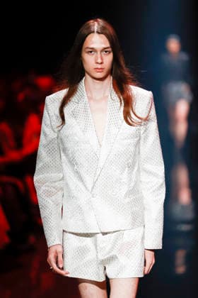 September 4, 2026, Tokyo, Japan: A model wearing fashion brand WISHARAWISH walks down the runway during the Rakuten Fashion Week TOKYO 2027 Spring Summer Collection. The fashion week runs from August 31 to September 5. Tokyo Japan  - ZUMAm191 20260904_aap_m191_036 Copyright: xRodrigoxReyesxMarinx
