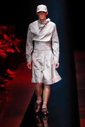 September 4, 2026, Tokyo, Japan: A model wearing fashion brand WISHARAWISH walks down the runway during the Rakuten Fashion Week TOKYO 2027 Spring Summer Collection. The fashion week runs from August 31 to September 5. Tokyo Japan  - ZUMAm191 20260904_aap_m191_052 Copyright: xRodrigoxReyesxMarinx