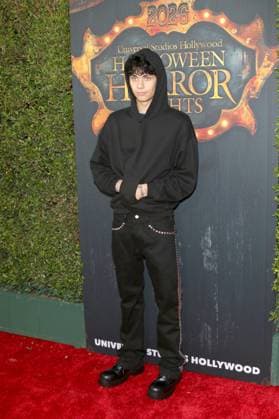 Arrivals at the Halloween Horror Nights event at Universal Studios in Los Angeles Featuring: Landon Barker Where: Los Angeles, California, United States When: 03 Sep 2026 Credit: H2Y INSTARimages EDITORIAL USE ONLY. NOT FOR USE BY NEWSPAPERS BASED IN THE UK. Copyright: xx instar55975242