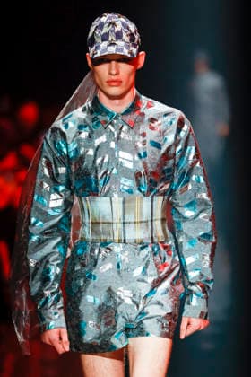 September 4, 2026, Tokyo, Japan: A model wearing fashion brand WISHARAWISH walks down the runway during the Rakuten Fashion Week TOKYO 2027 Spring Summer Collection. The fashion week runs from August 31 to September 5. Tokyo Japan  - ZUMAm191 20260904_aap_m191_060 Copyright: xRodrigoxReyesxMarinx